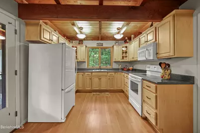545 Leisure Lee Rd, Lee, MA 01238 - Photo 12
