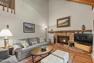 545 Leisure Lee Rd, Lee, MA 01238 - Photo 4