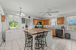 273 Houghton St, North Adams, MA 01247 - Photo 10