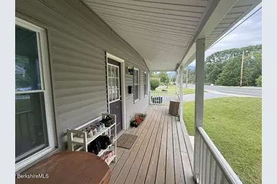 660 Main St, Williamstown, MA 01267 - Photo 2
