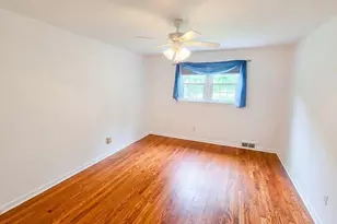 555 Williams St, Pittsfield, MA 01201 - Photo 18