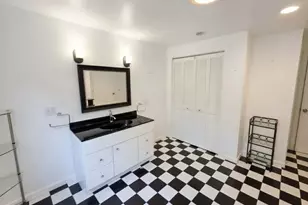 555 Williams St, Pittsfield, MA 01201 - Photo 14