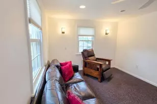 555 Williams St, Pittsfield, MA 01201 - Photo 16