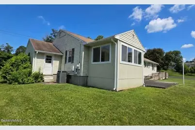 555 Williams St, Pittsfield, MA 01201 - Photo 4