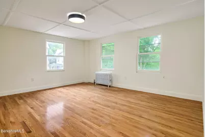 83 Chestnut St #upper, North Adams, MA 01247 - Photo 14