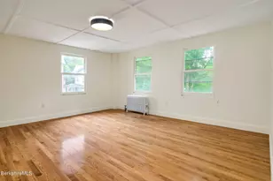 83 Chestnut St, North Adams, MA 01247 - Photo 14