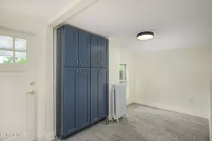83 Chestnut St, North Adams, MA 01247 - Photo 10