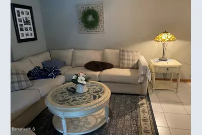 1188 West St, Pittsfield, MA 01201 - Photo 8