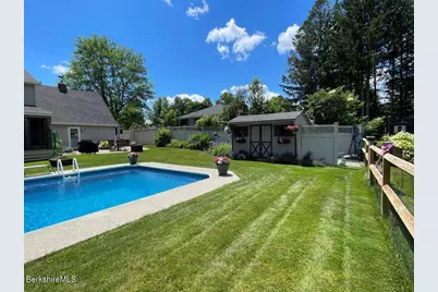 1188 West St, Pittsfield, MA 01201 - Photo 44