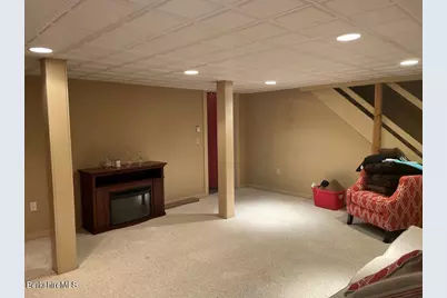 1188 West St, Pittsfield, MA 01201 - Photo 32