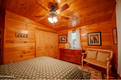 345 Friar Tuck Dr, Becket, MA 01223 - Photo 14