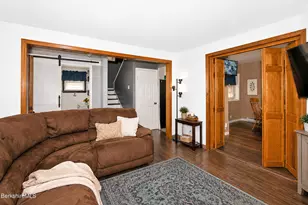 112 Plunkett St, Pittsfield, MA 01201 - Photo 6