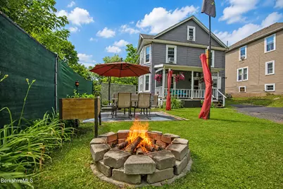 112 Plunkett St, Pittsfield, MA 01201 - Photo 40
