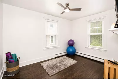 112 Plunkett St, Pittsfield, MA 01201 - Photo 18
