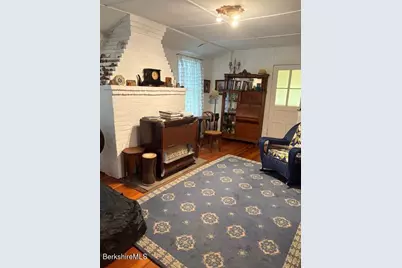 70 Sunrise St, Lanesborough, MA 01237 - Photo 12
