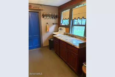 70 Sunrise St, Lanesborough, MA 01237 - Photo 14