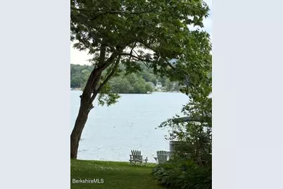 70 Sunrise St, Lanesborough, MA 01237 - Photo 4