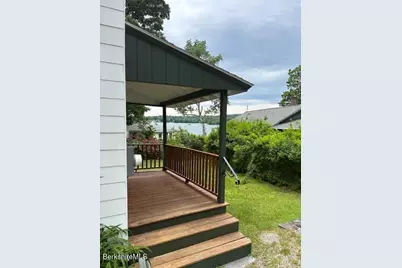 70 Sunrise St, Lanesborough, MA 01237 - Photo 4