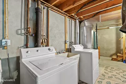 48 Brookside Dr, Pittsfield, MA 01201 - Photo 44