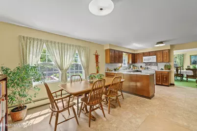 48 Brookside Dr, Pittsfield, MA 01201 - Photo 22