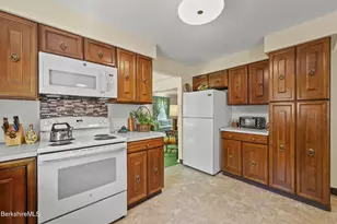 48 Brookside Dr, Pittsfield, MA 01201 - Photo 20