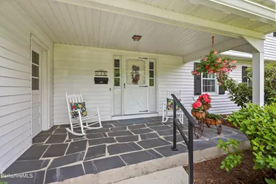 48 Brookside Dr, Pittsfield, MA 01201 - Photo 6