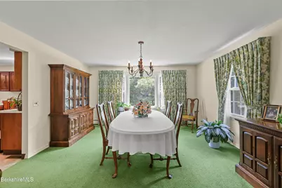 48 Brookside Dr, Pittsfield, MA 01201 - Photo 12