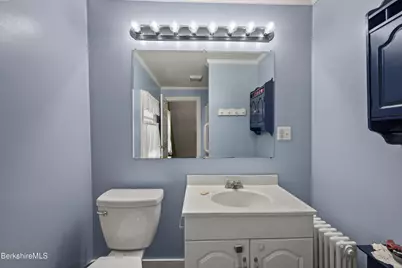 20 Norman Ave, Pittsfield, MA 01201 - Photo 28