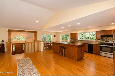 120 N Hoosac Rd, Williamstown, MA 01267 - Photo 8