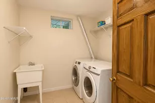 120 N Hoosac Rd, Williamstown, MA 01267 - Photo 30