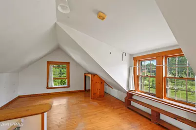 34 Cummings Ave, Pittsfield, MA 01201 - Photo 28