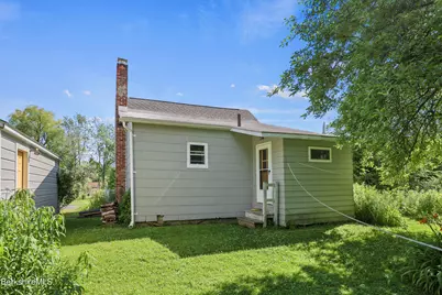 34 Cummings Ave, Pittsfield, MA 01201 - Photo 32