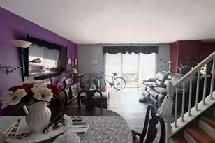 202 Beekman Dr, Agawam, MA 01001 - Photo 10