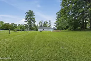 184 Melbourne Rd, Pittsfield, MA 01201 - Photo 30