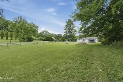 184 Melbourne Rd, Pittsfield, MA 01201 - Photo 32