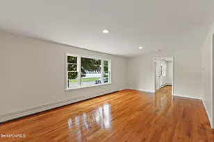 115 Main St, Cheshire, MA 01225 - Photo 18