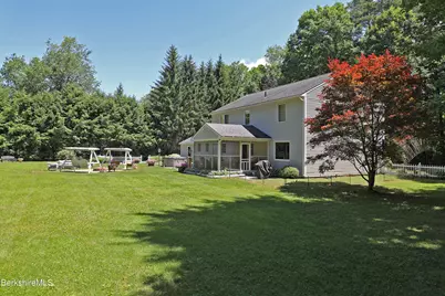 576 Holmes Rd, Pittsfield, MA 01201 - Photo 2