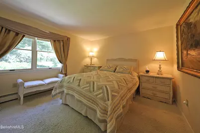 576 Holmes Rd, Pittsfield, MA 01201 - Photo 34