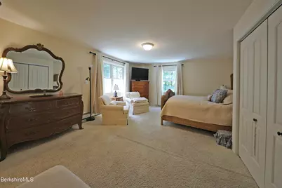 576 Holmes Rd, Pittsfield, MA 01201 - Photo 26