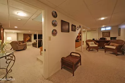 576 Holmes Rd, Pittsfield, MA 01201 - Photo 40
