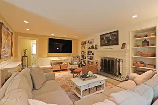 576 Holmes Rd, Pittsfield, MA 01201 - Photo 18