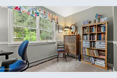 145 Leona Dr, Pittsfield, MA 01201 - Photo 26