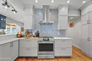 1020 Simonds Rd, Williamstown, MA 01267 - Photo 10