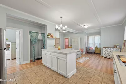 49A Arnold Place, North Adams, MA 01247 - Photo 10