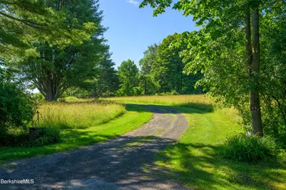 36 Yale Hill Rd, Stockbridge, MA 01262 - Photo 2