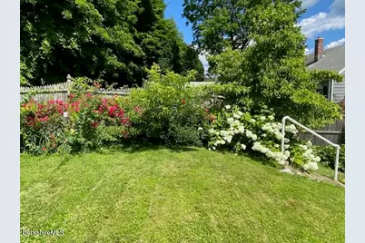 48 Plastics Ave, Pittsfield, MA 01201 - Photo 18
