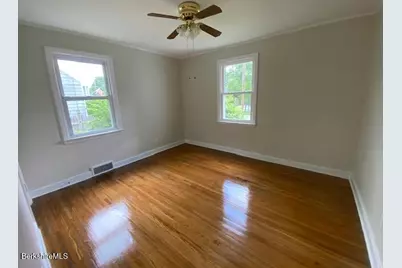 48 Plastics Ave, Pittsfield, MA 01201 - Photo 18