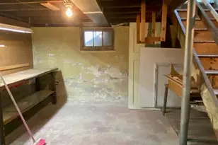 48 Plastics Ave, Pittsfield, MA 01201 - Photo 22