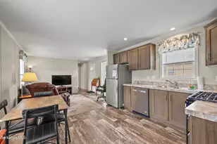 31 2nd Ave, Cheshire, MA 01225 - Photo 8