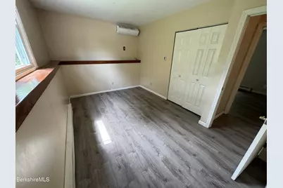 77 Wilshire Dr, Adams, MA 01220 - Photo 10